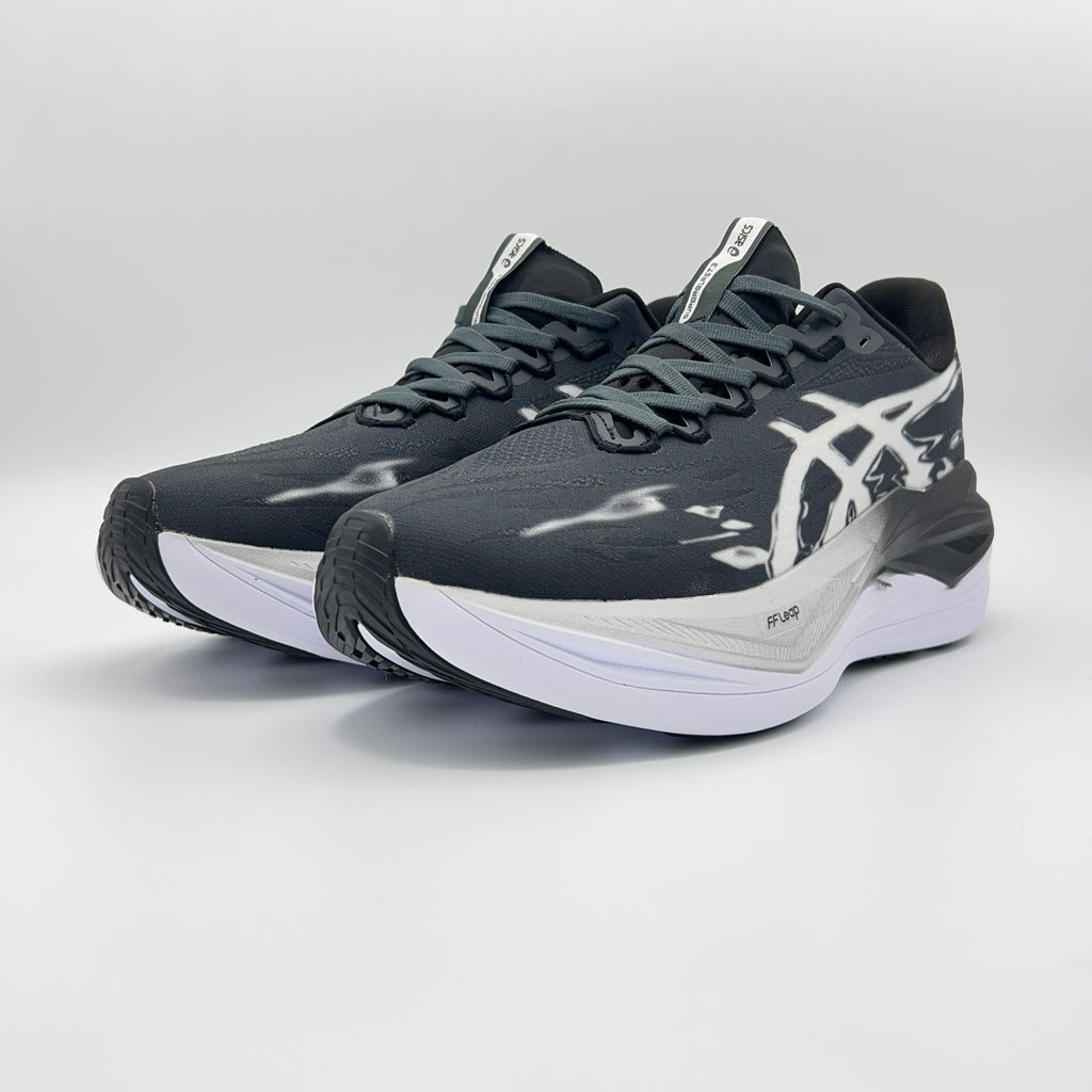SUPERBLAST 3 - Black/White