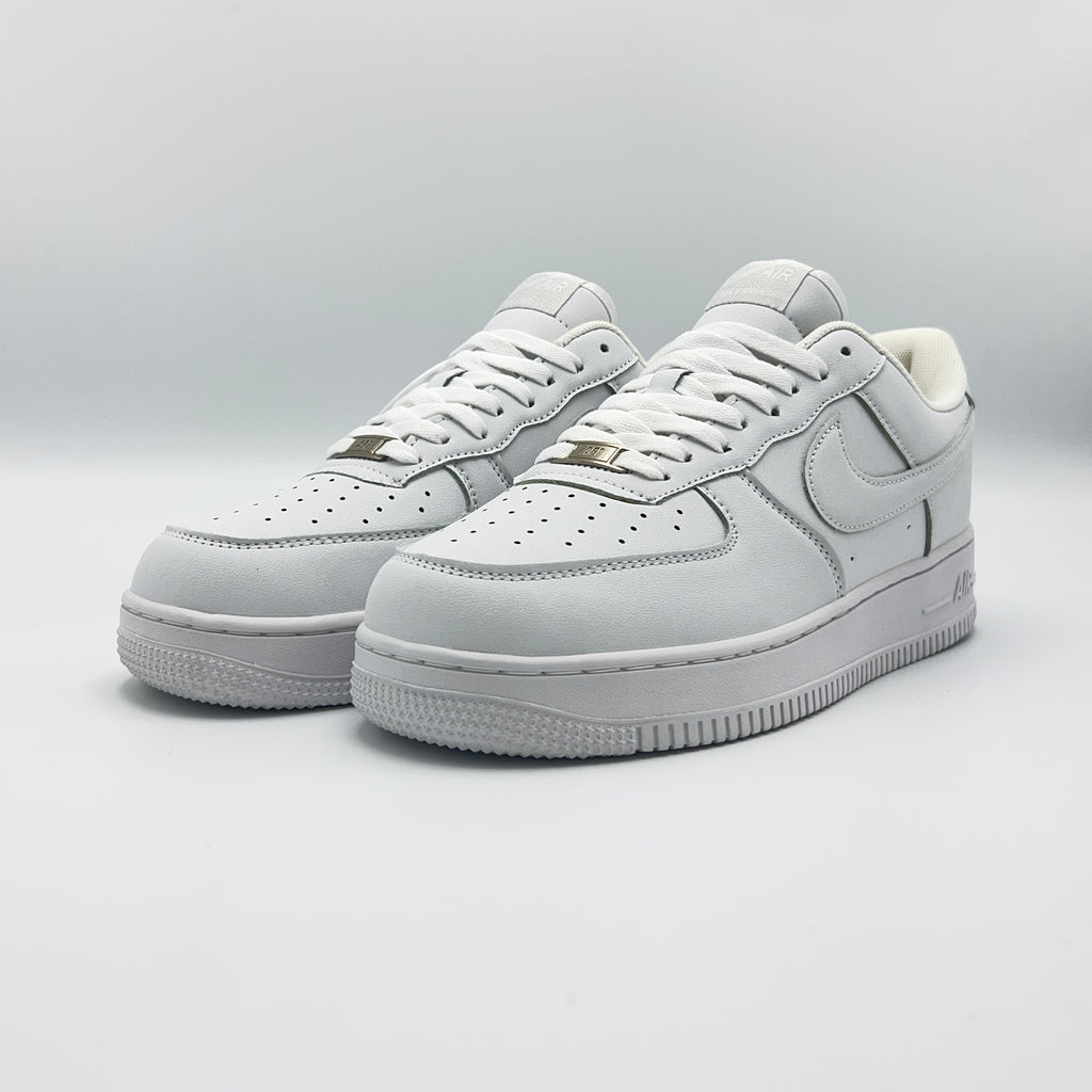 AIRFORCE 1 - Triple White